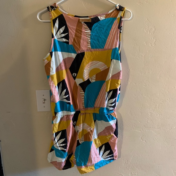 Romper. - Picture 4 of 6